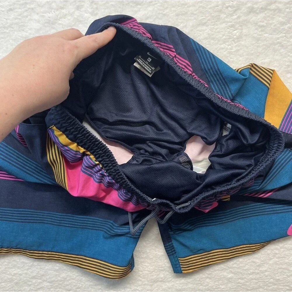 Nike Trunks Mens XL Stripe Split Breaker Volley Shorts Swoosh Outdoor Swim Beach